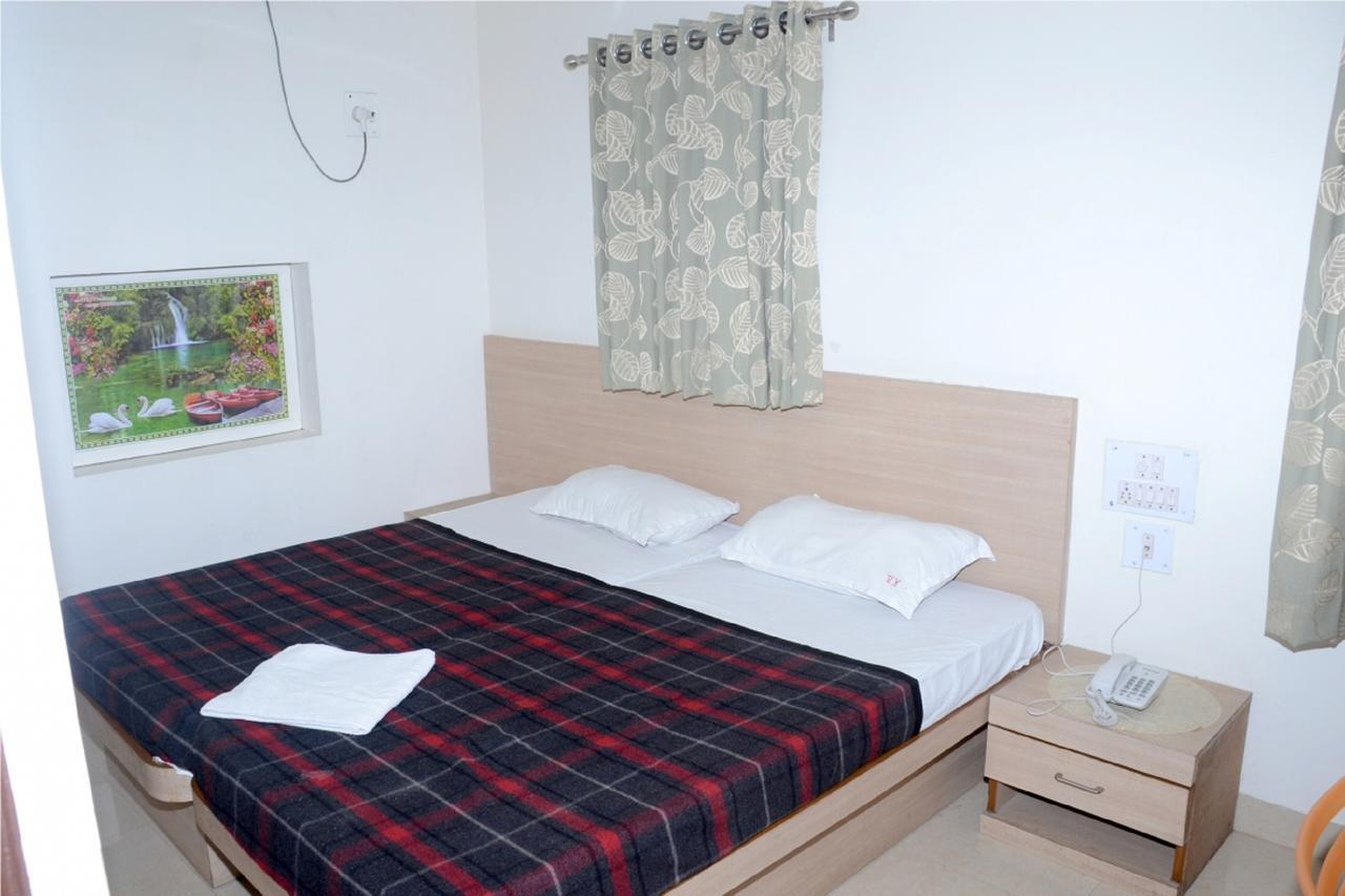 Hotel Kuber Nagpur Extérieur photo